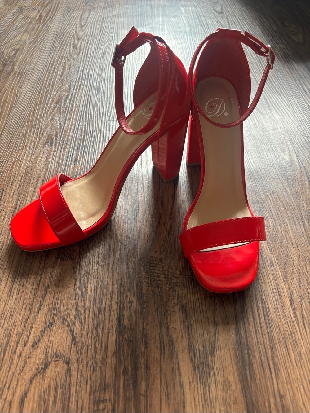 Delicious Red Patent Block Heel Ankle Strap Sandals Square Toe Size 8